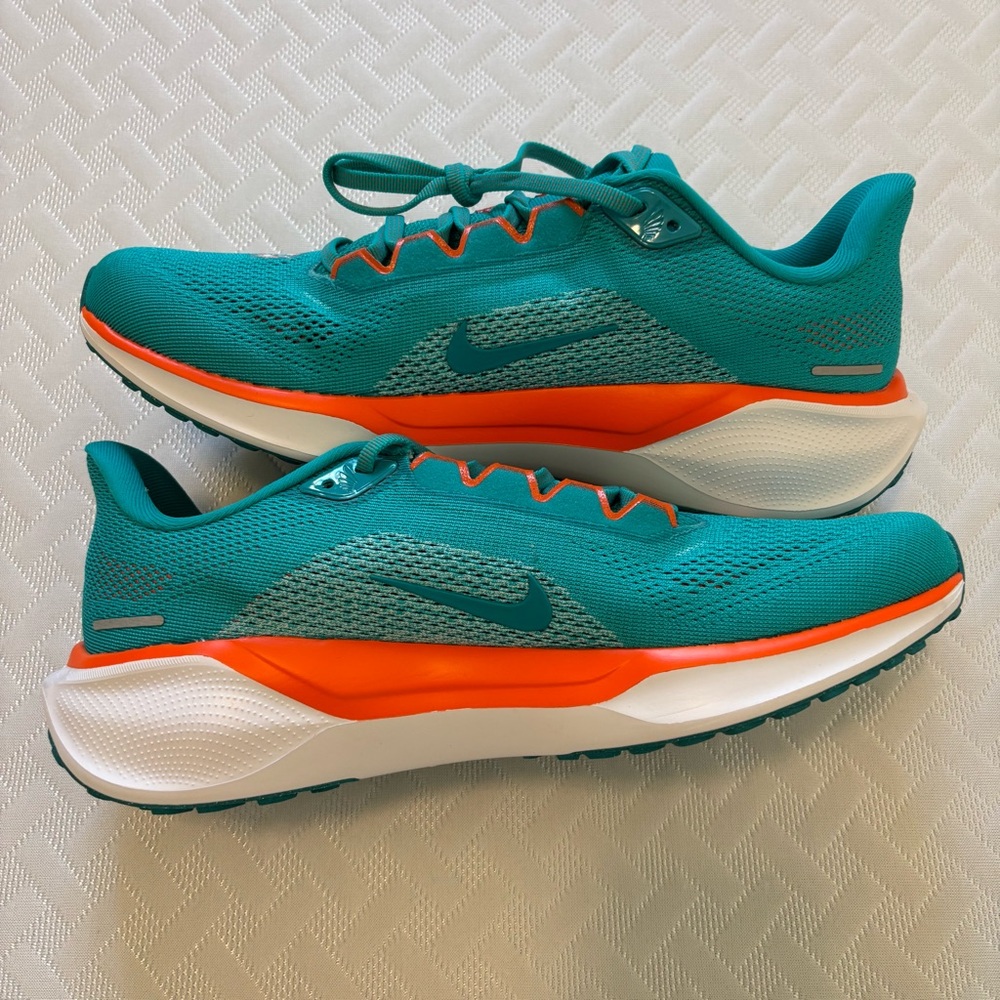 Nike Zoom Pegasus 41 Miami Dolphins Men's Size 9 Sneakers Shoes FZ5082-300 - Picture 3 of 5